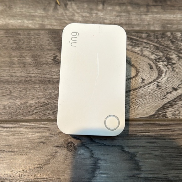 Ring range extender for home security system - Picture 3 of 4